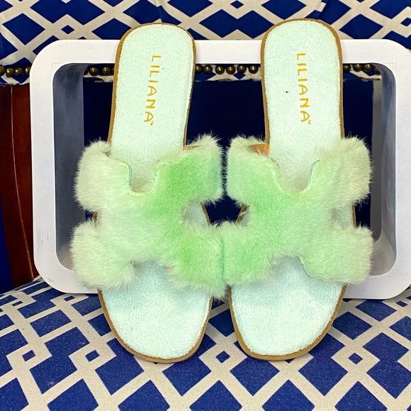 Liliana Shoes - Mint green furry fuzzy fur sandal slides Sz liliana bright slide sandals sz 6.5